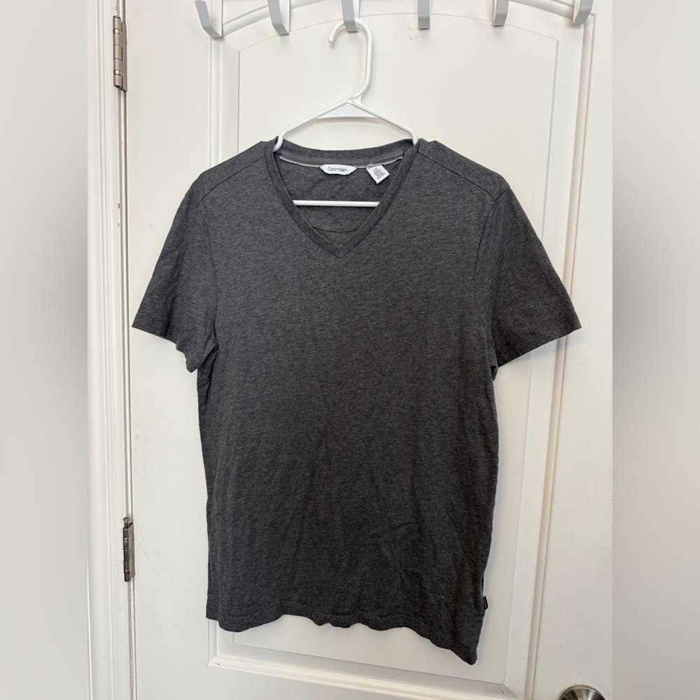 Calvin Klein t shirt